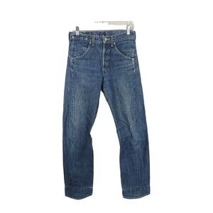 Y0045. Vintage Levis Engineered Twisted Jeans Buckle Back Tag 28x32
